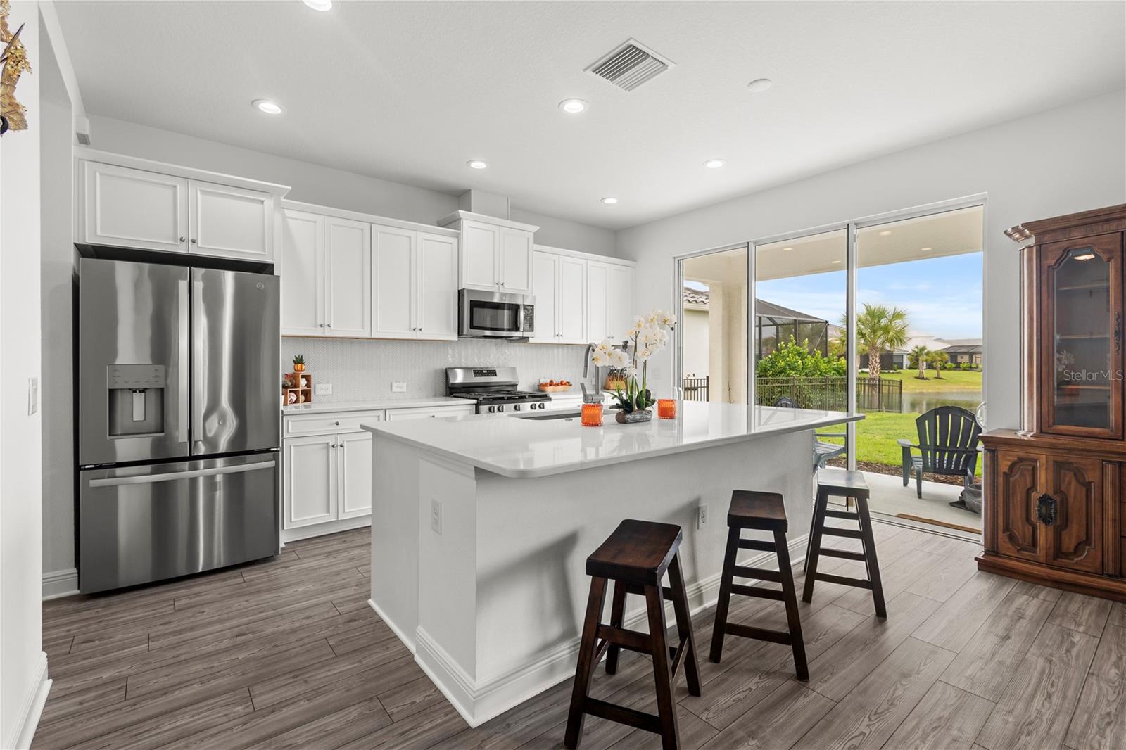 Image 16 of 71 For 9924 Crystal Isle Circle