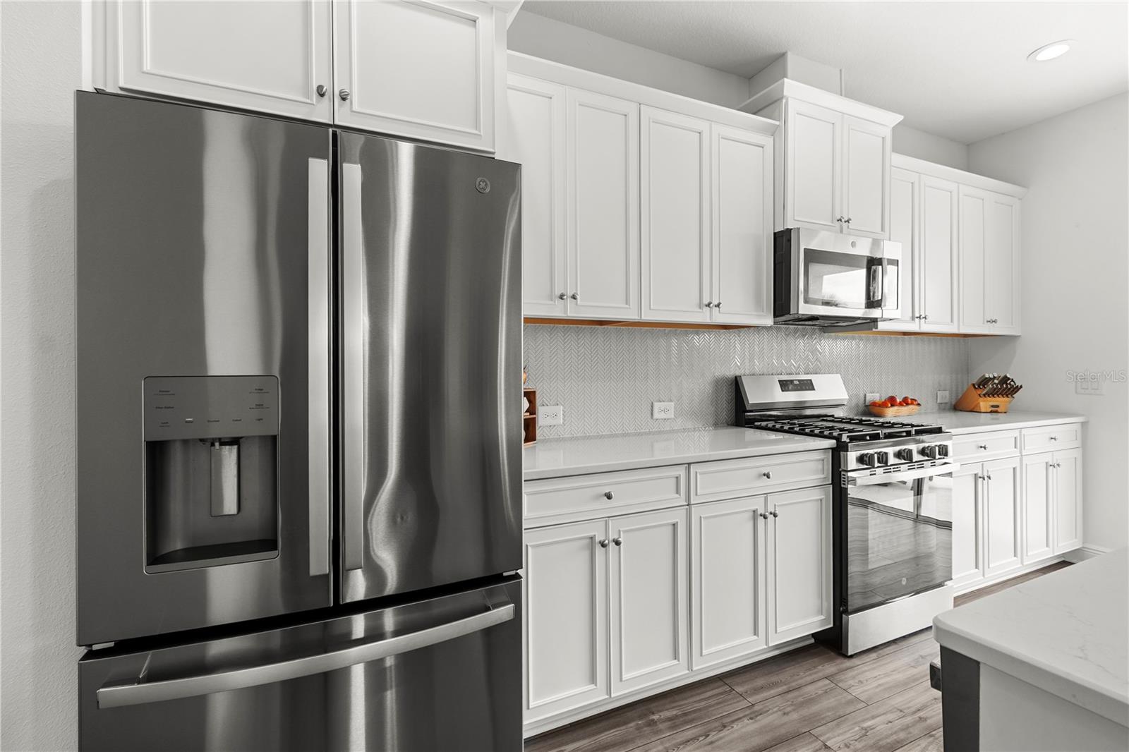 Image 17 of 71 For 9924 Crystal Isle Circle