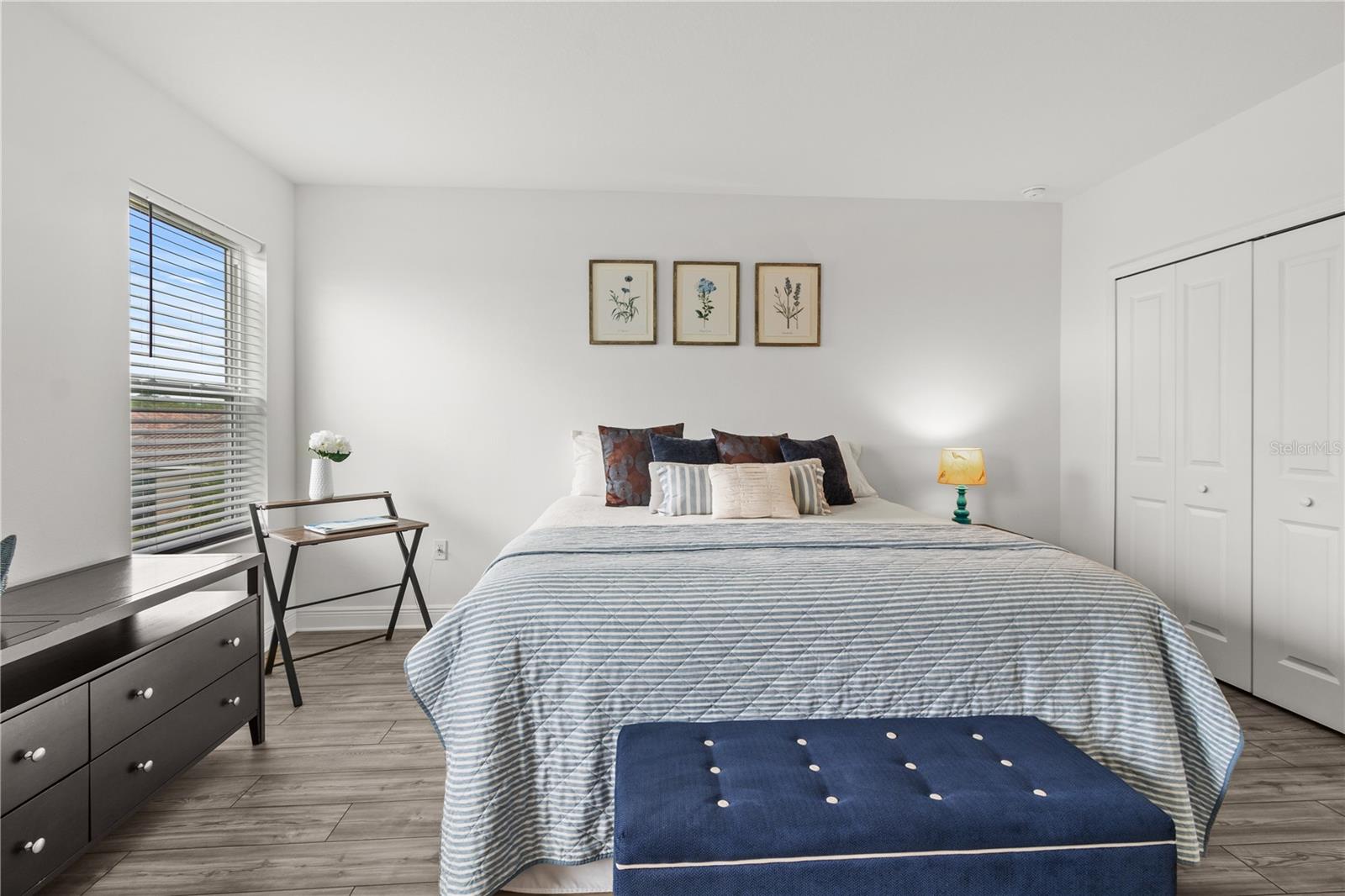 Image 29 of 71 For 9924 Crystal Isle Circle