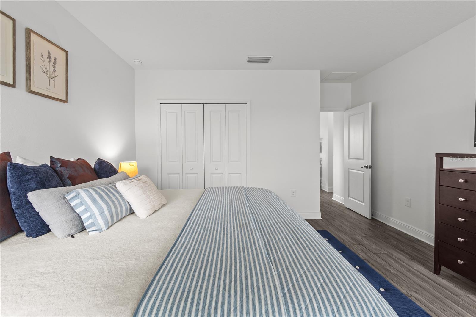 Image 30 of 71 For 9924 Crystal Isle Circle