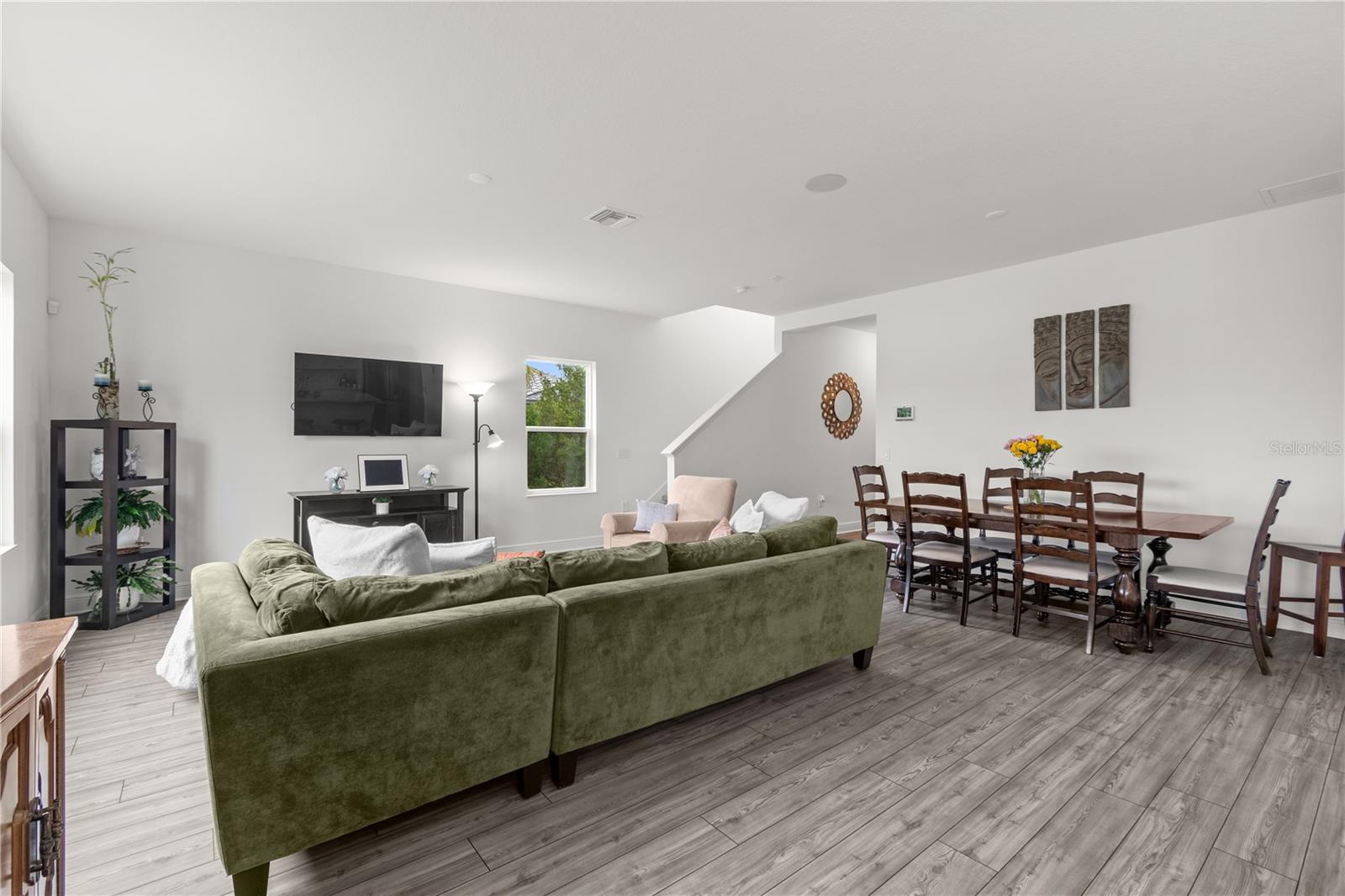 Image 8 of 71 For 9924 Crystal Isle Circle