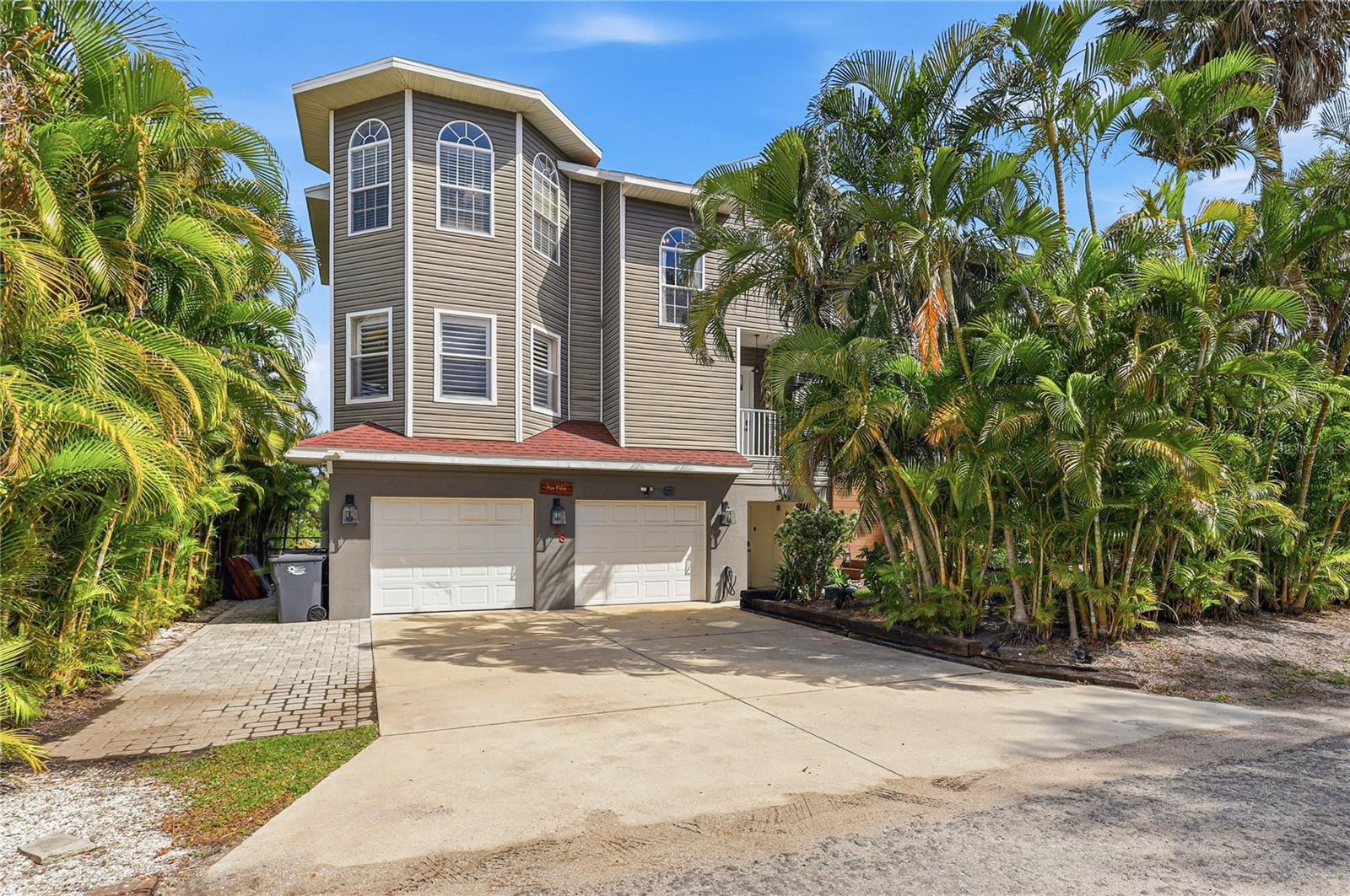 Image 4 of 57 For 28 Michiana Drive