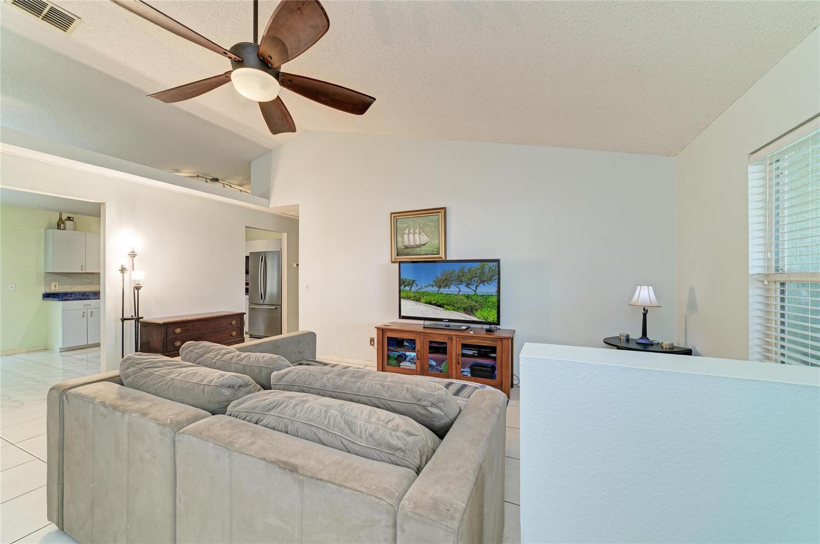 Image 4 of 27 For 7807 50th Place