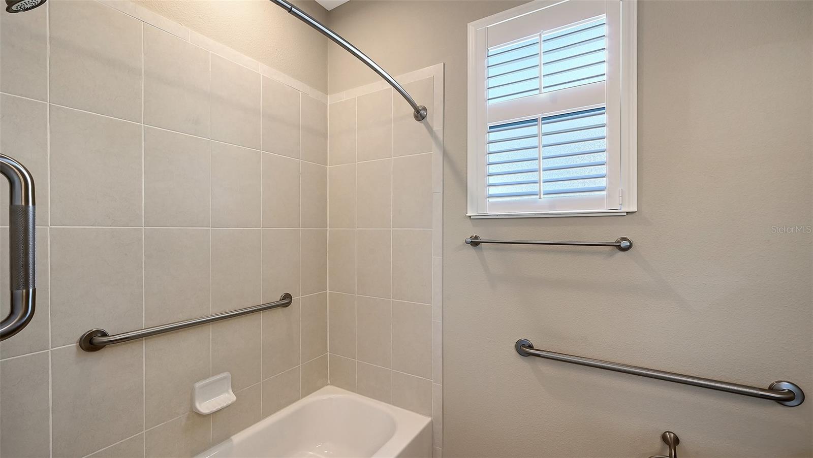 Image 31 of 79 For 7702 Rio Bella Place