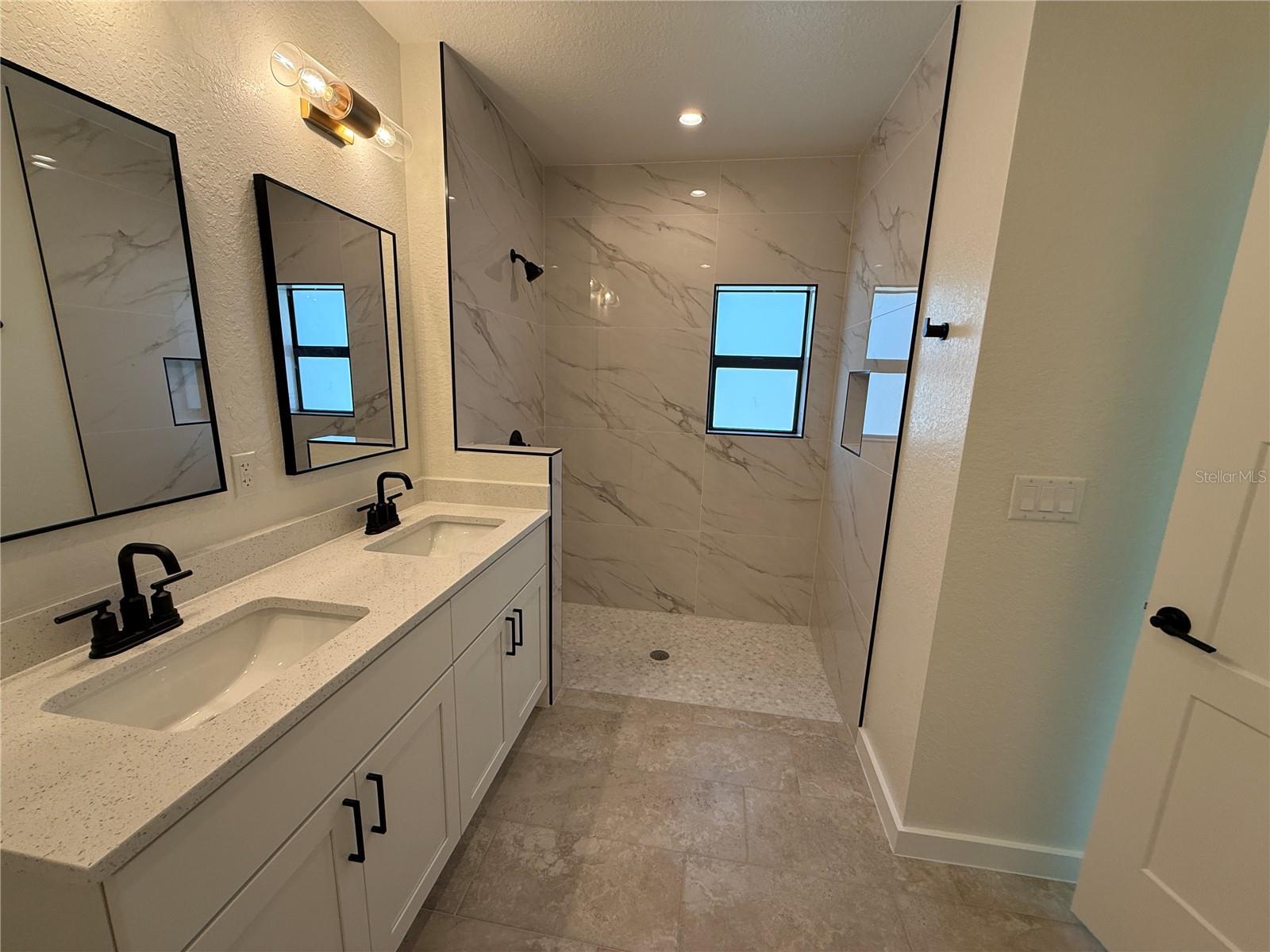 Image 14 of 34 For 4736 Redwood Terrace