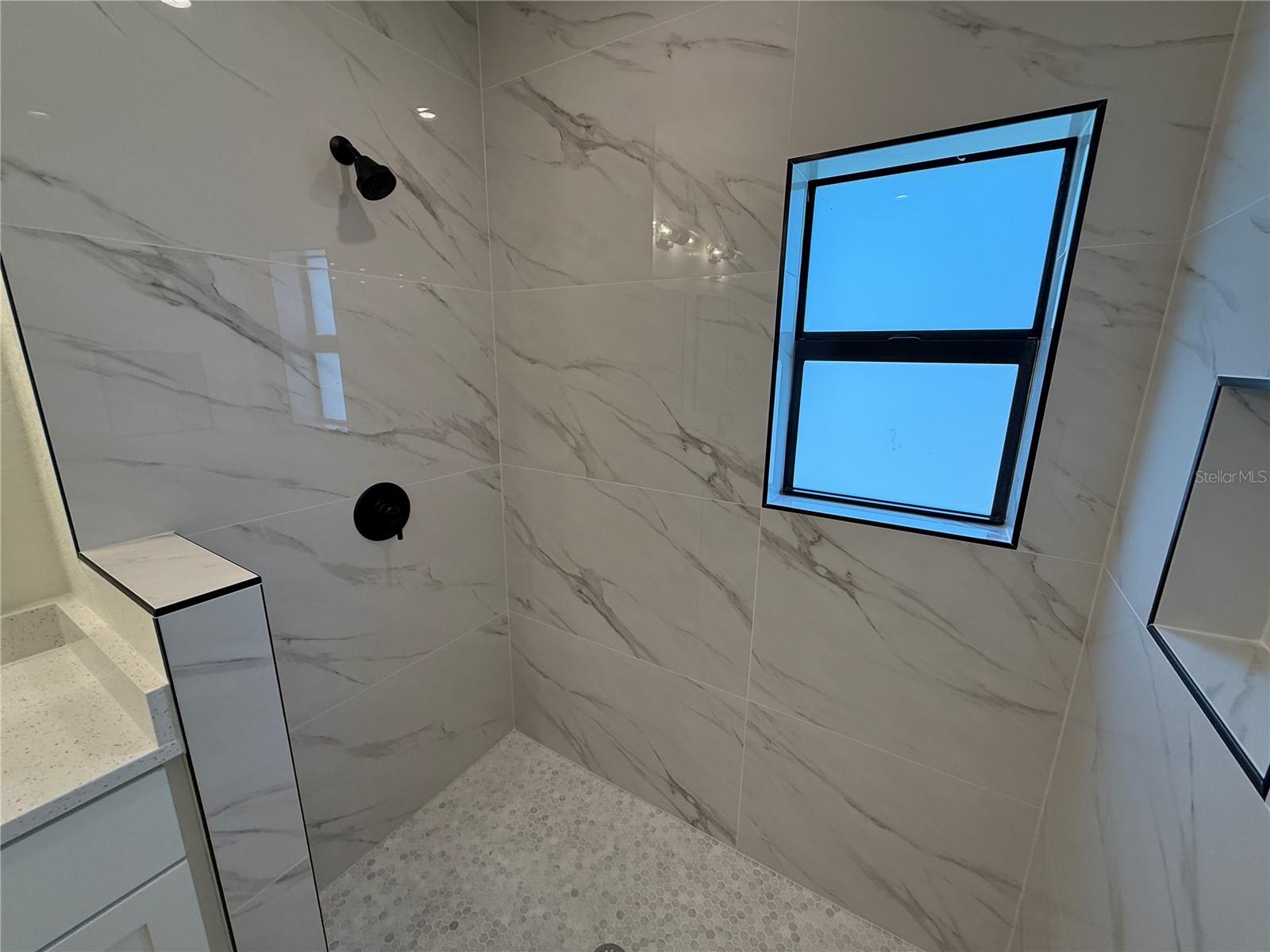 Image 16 of 34 For 4736 Redwood Terrace