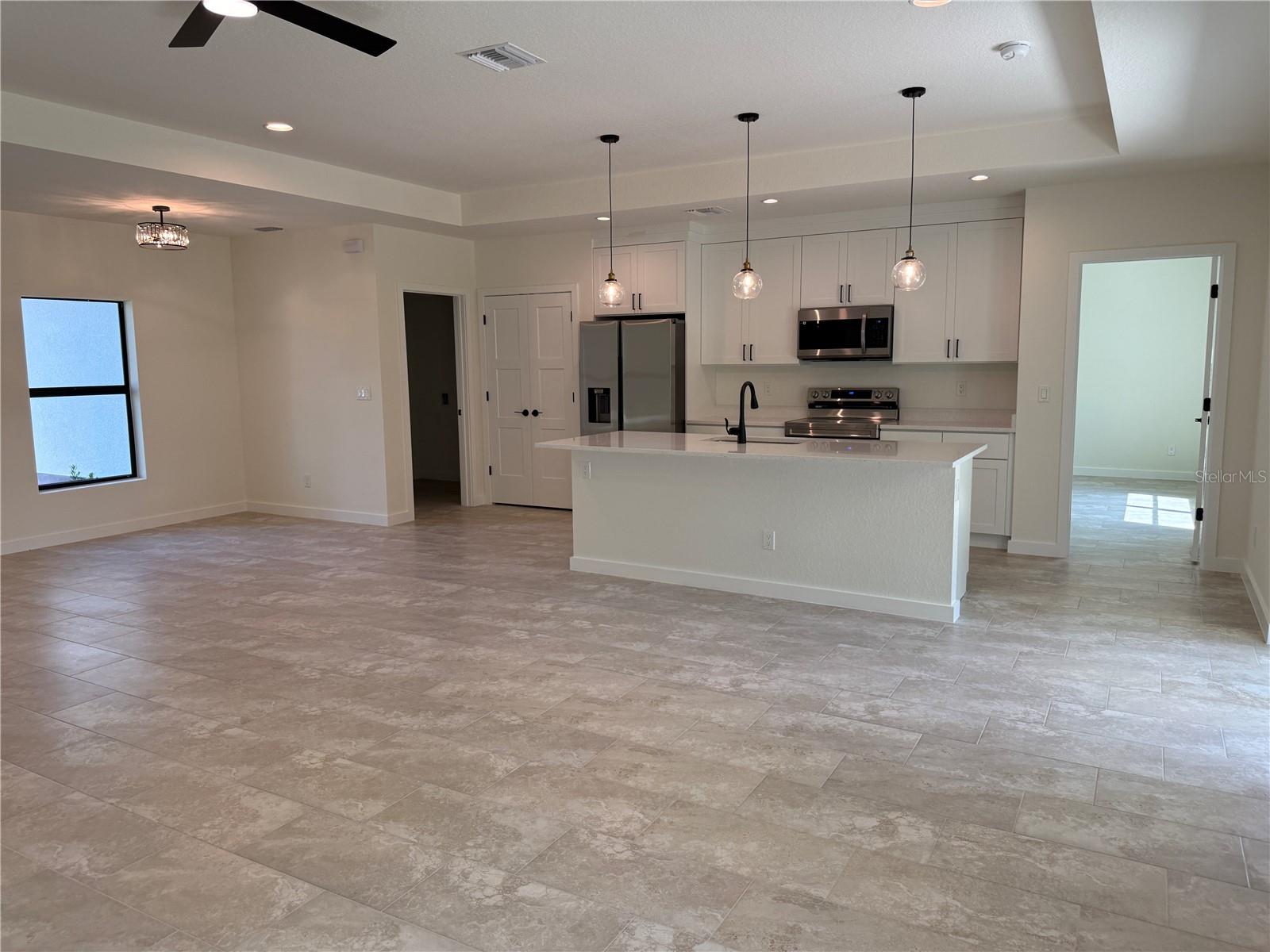 Image 5 of 34 For 4736 Redwood Terrace