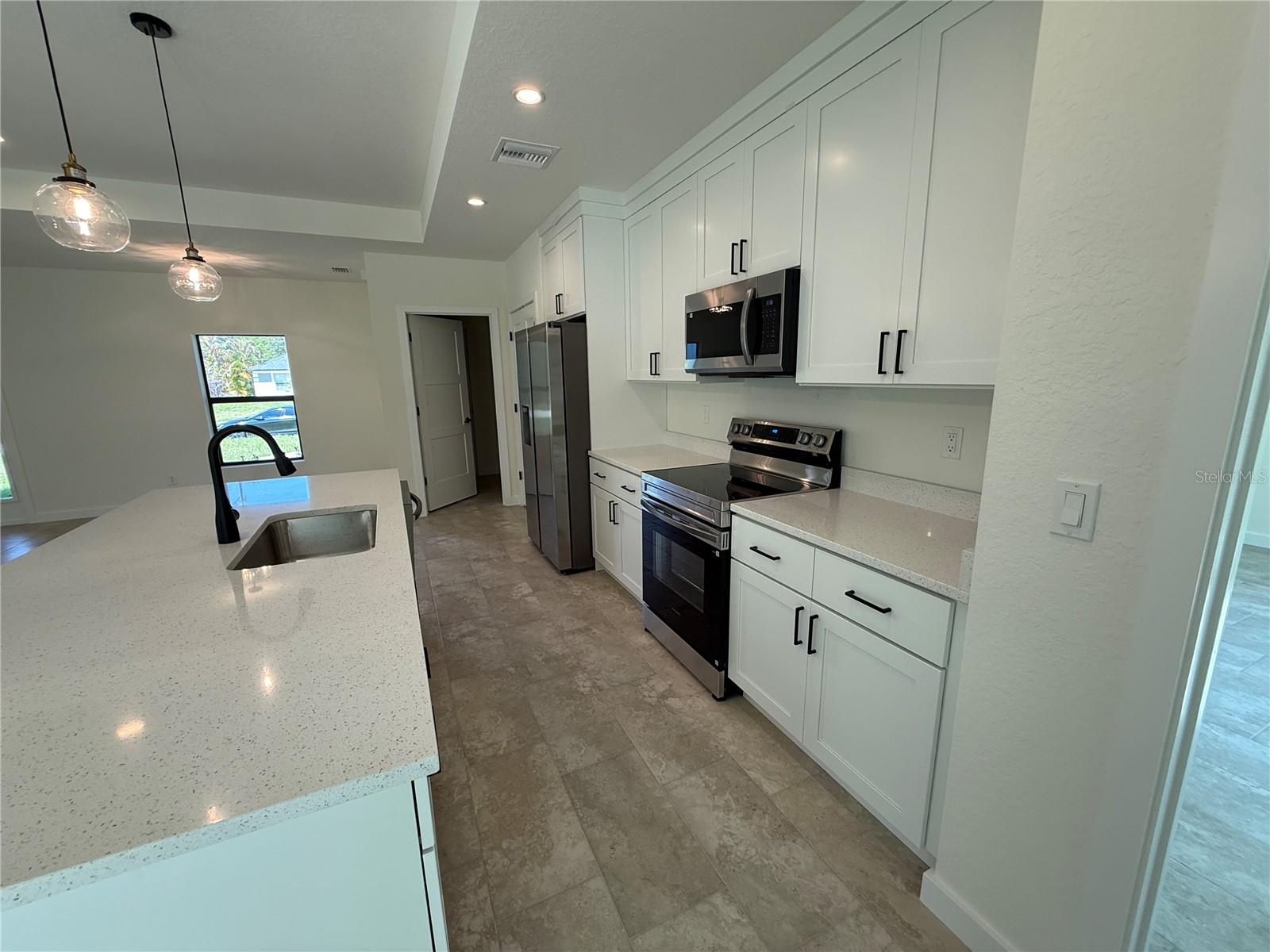 Image 8 of 34 For 4736 Redwood Terrace