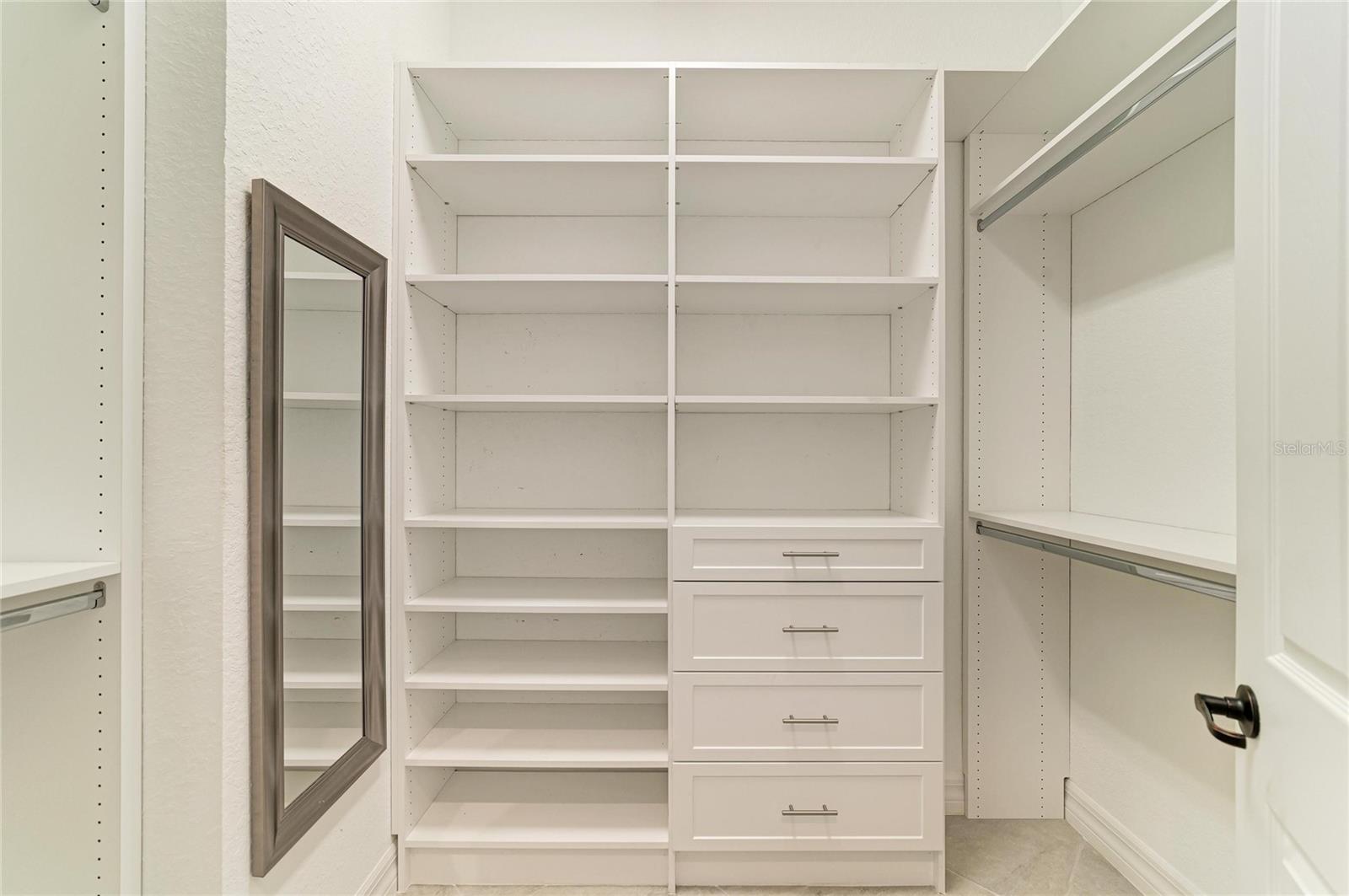 Image 26 of 95 For 6070 Brandon Run