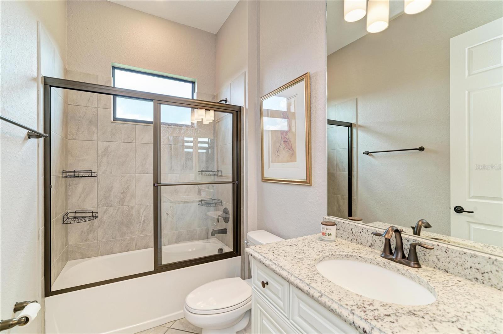 Image 32 of 95 For 6070 Brandon Run