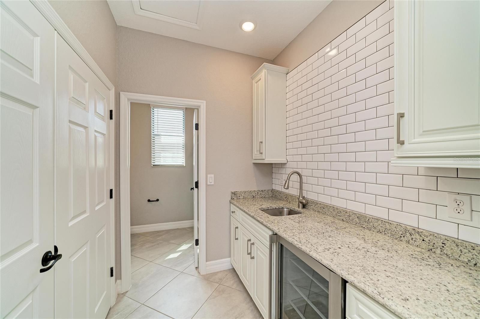 Image 48 of 95 For 6070 Brandon Run