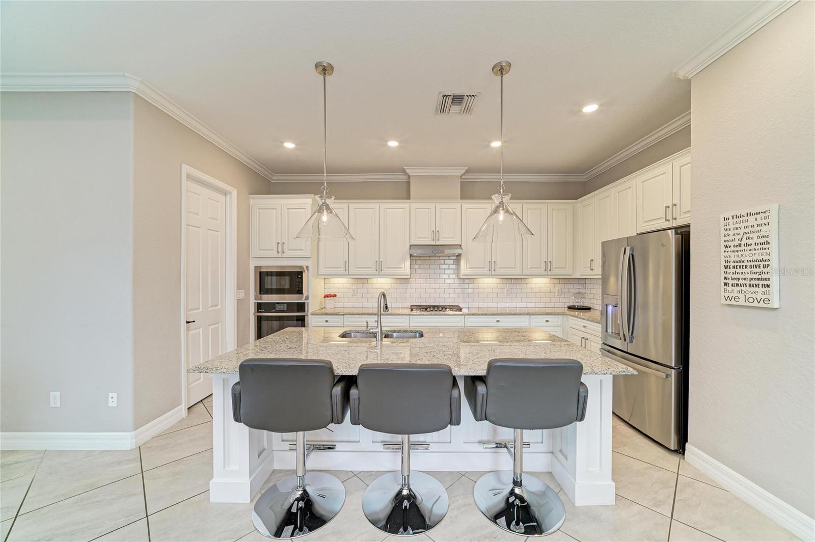 Image 7 of 95 For 6070 Brandon Run