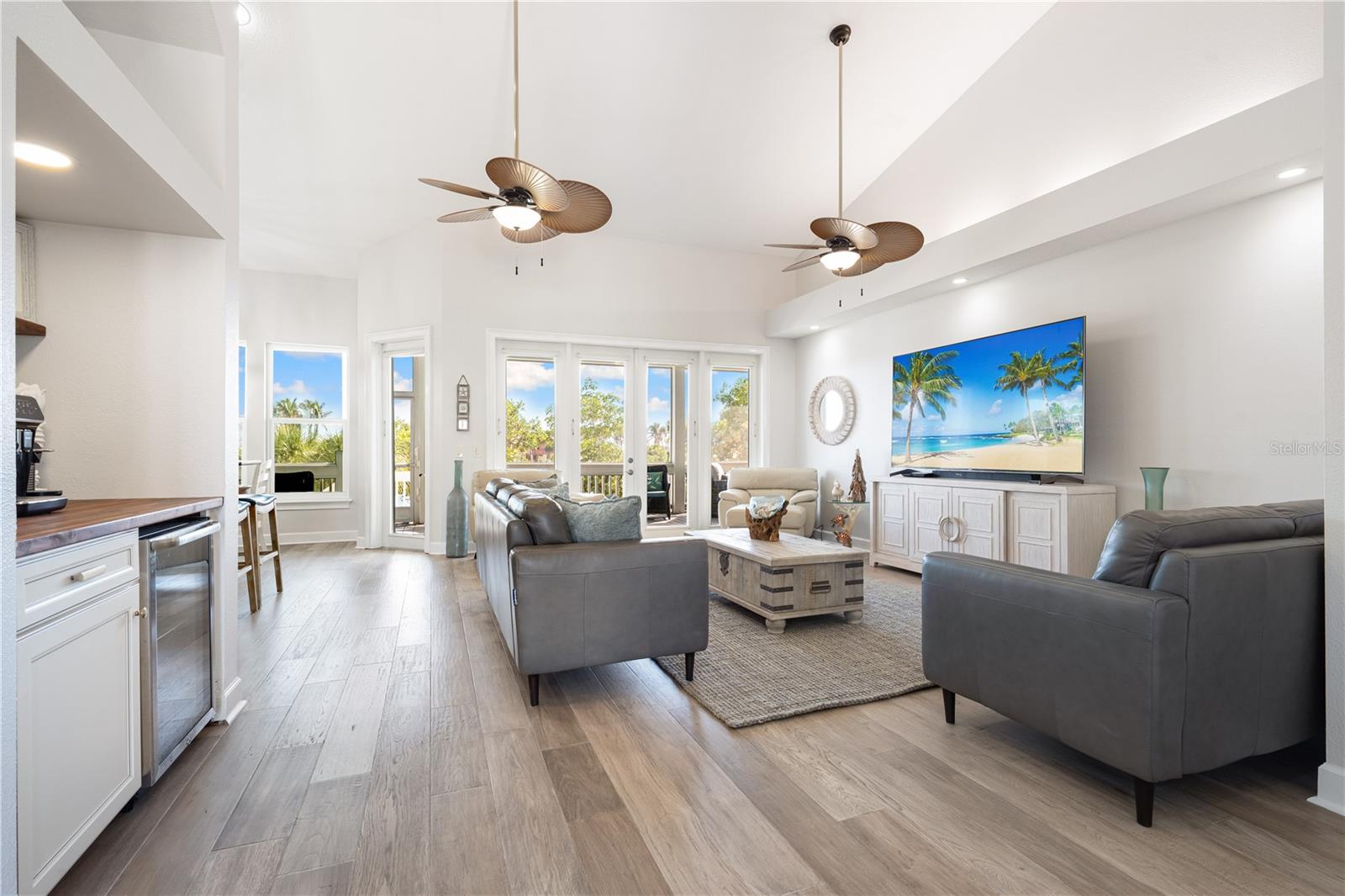 Image 10 of 73 For 71 Gulf Boulevard