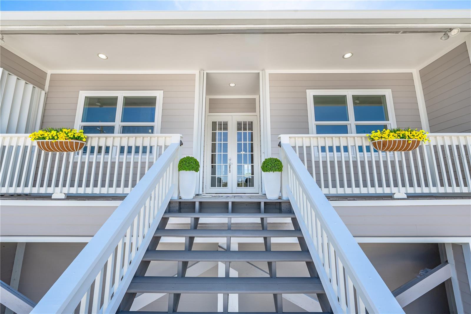 Image 3 of 73 For 71 Gulf Boulevard