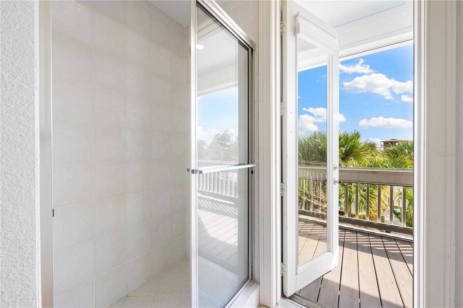 Image 31 of 73 For 71 Gulf Boulevard