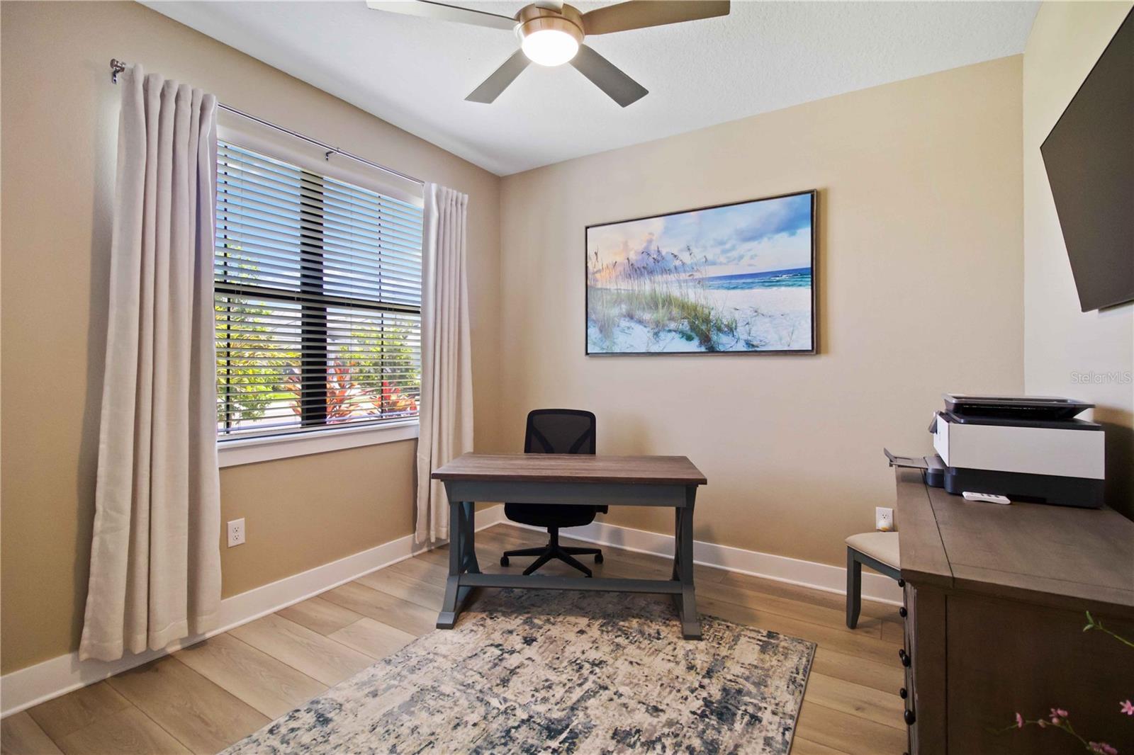 Image 14 of 37 For 18857 Daybreak Drive