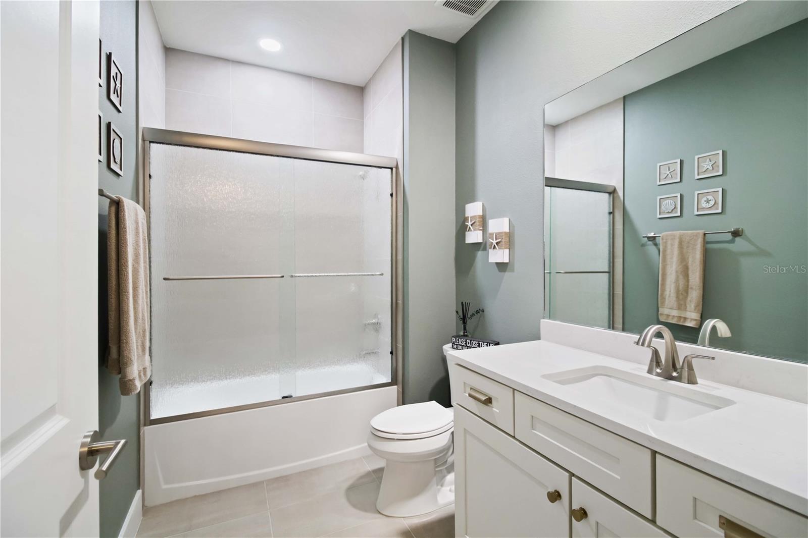 Image 16 of 37 For 18857 Daybreak Drive