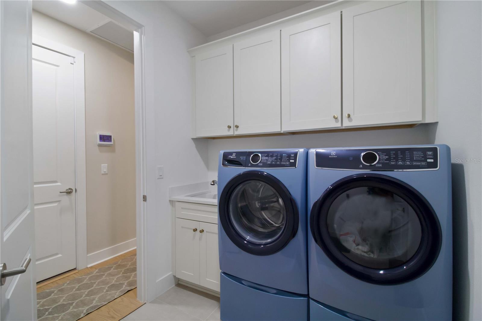 Image 22 of 37 For 18857 Daybreak Drive