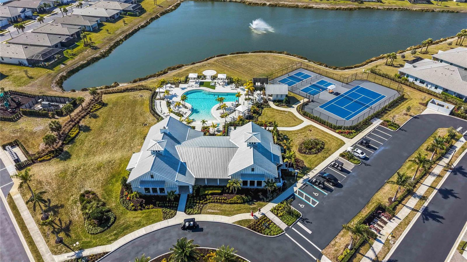 Image 29 of 37 For 18857 Daybreak Drive