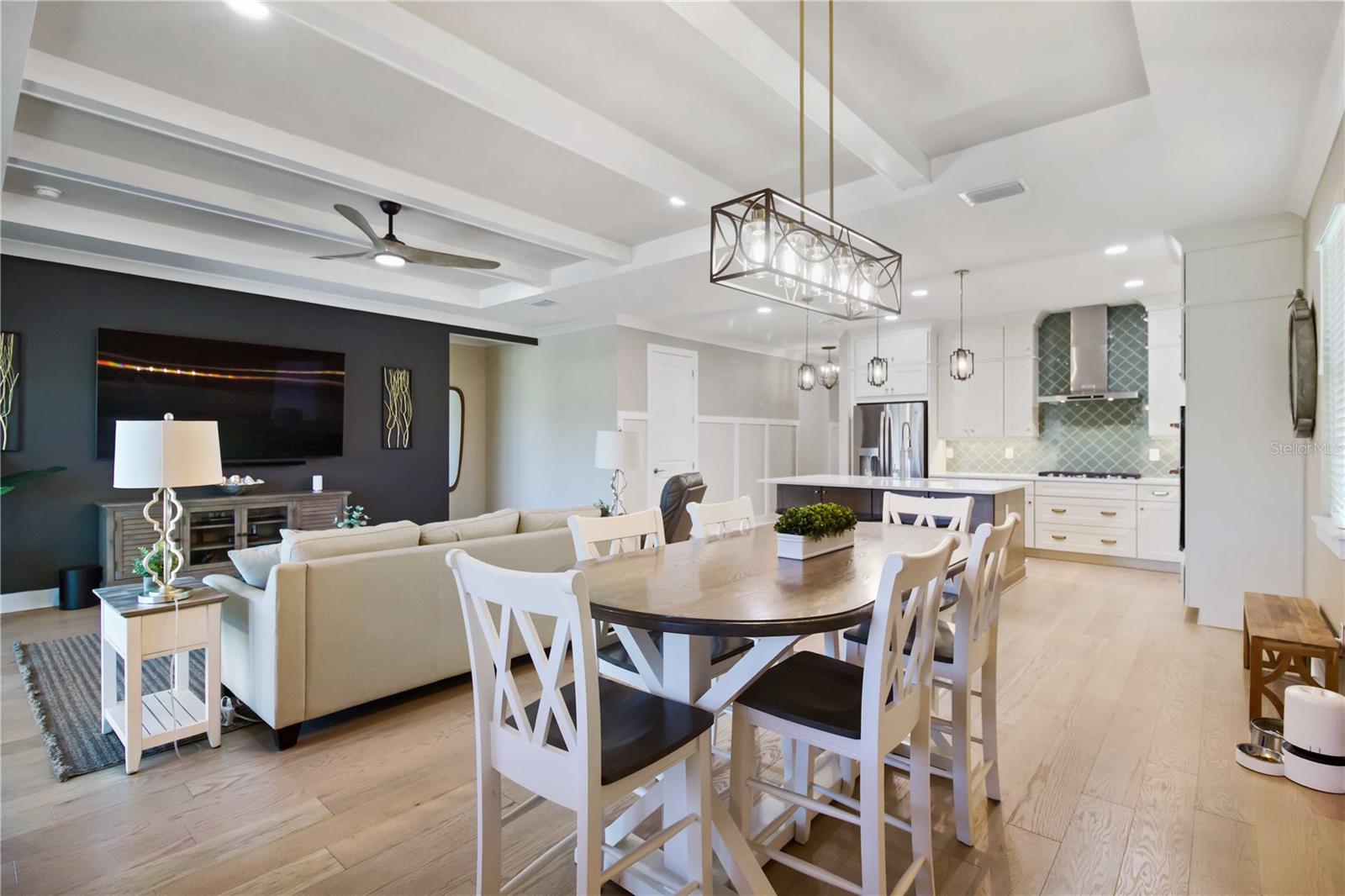 Image 8 of 37 For 18857 Daybreak Drive