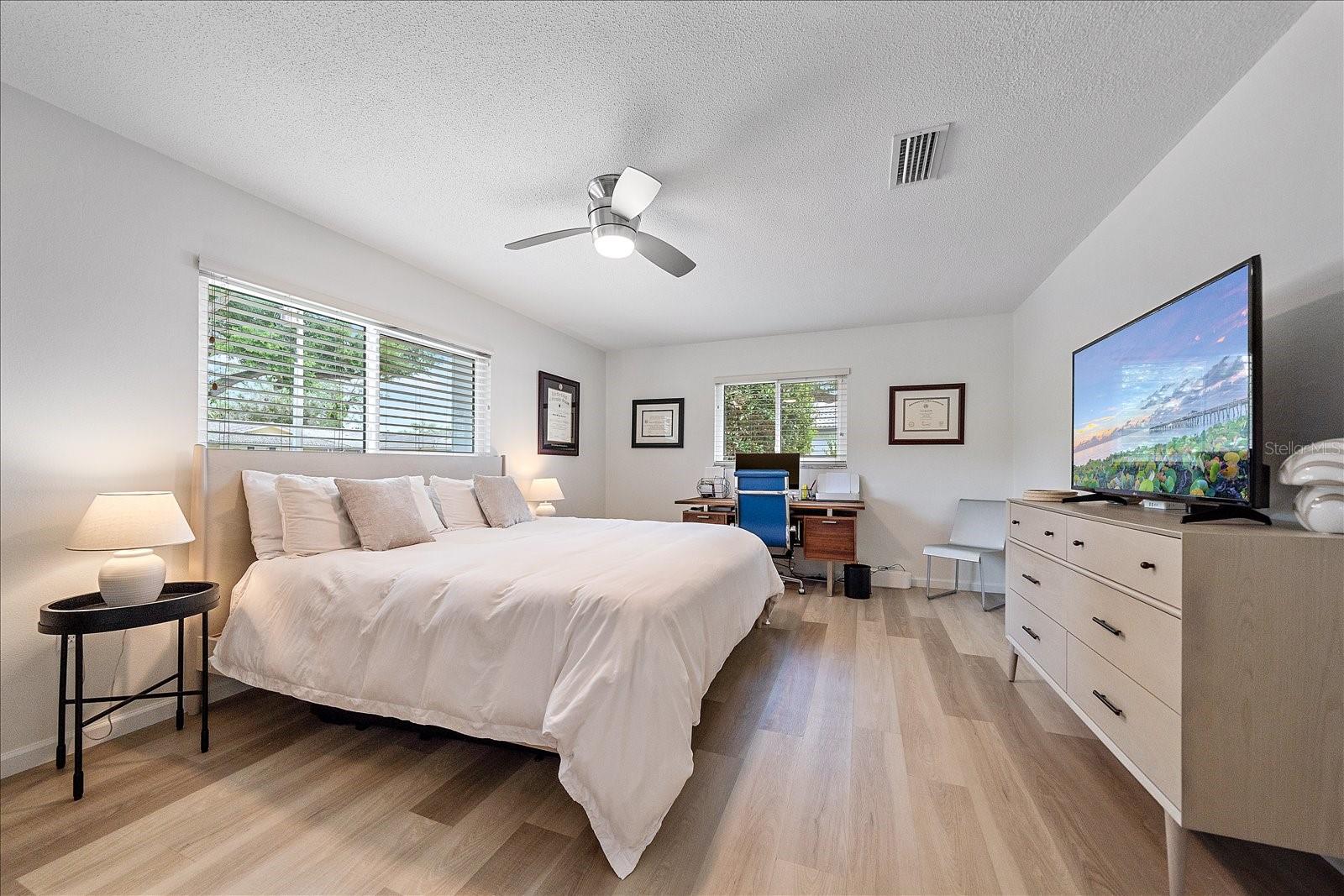 Image 15 of 63 For 1734 Riviera Circle