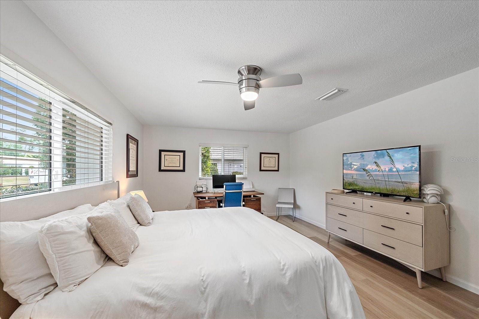 Image 16 of 63 For 1734 Riviera Circle