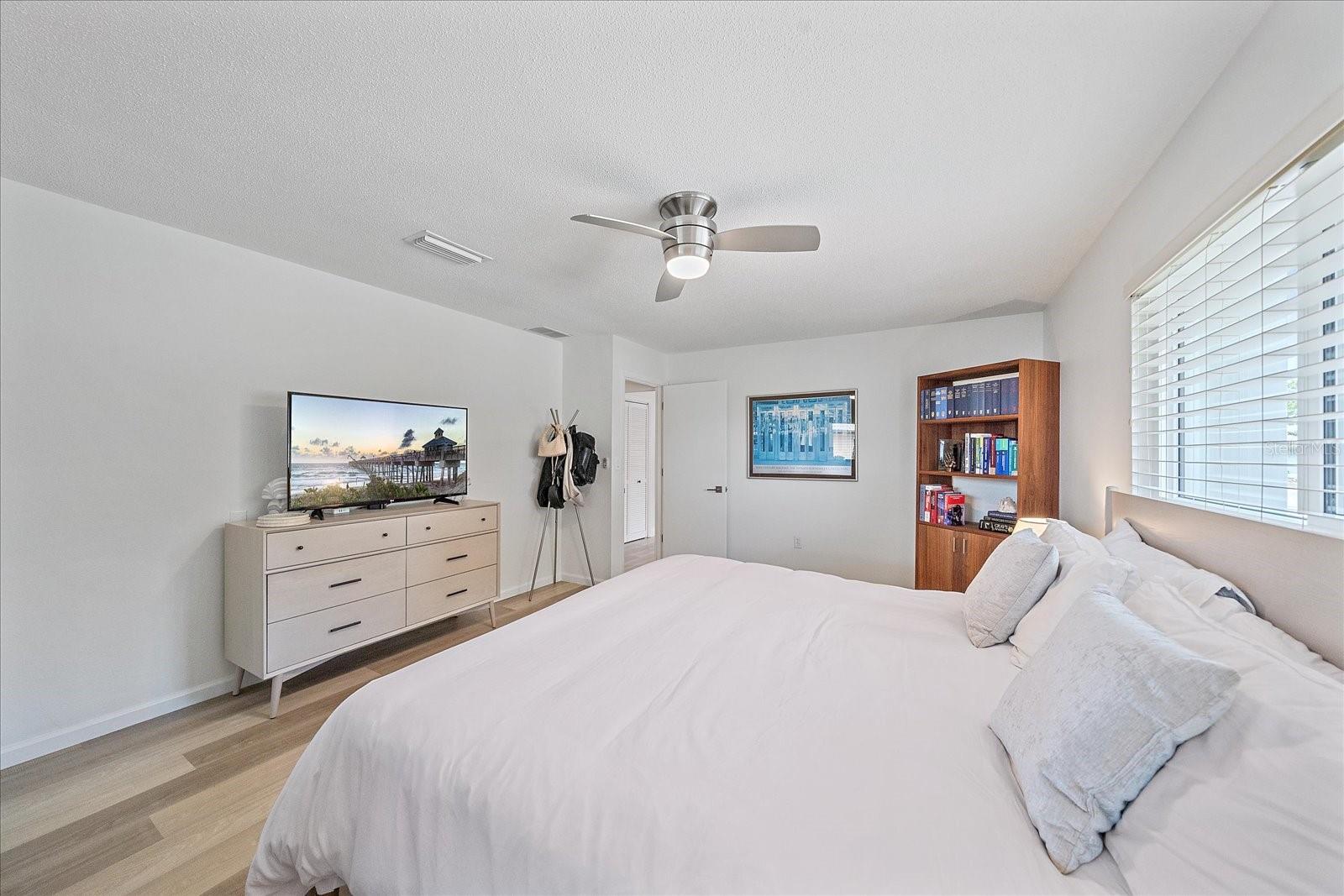 Image 18 of 63 For 1734 Riviera Circle