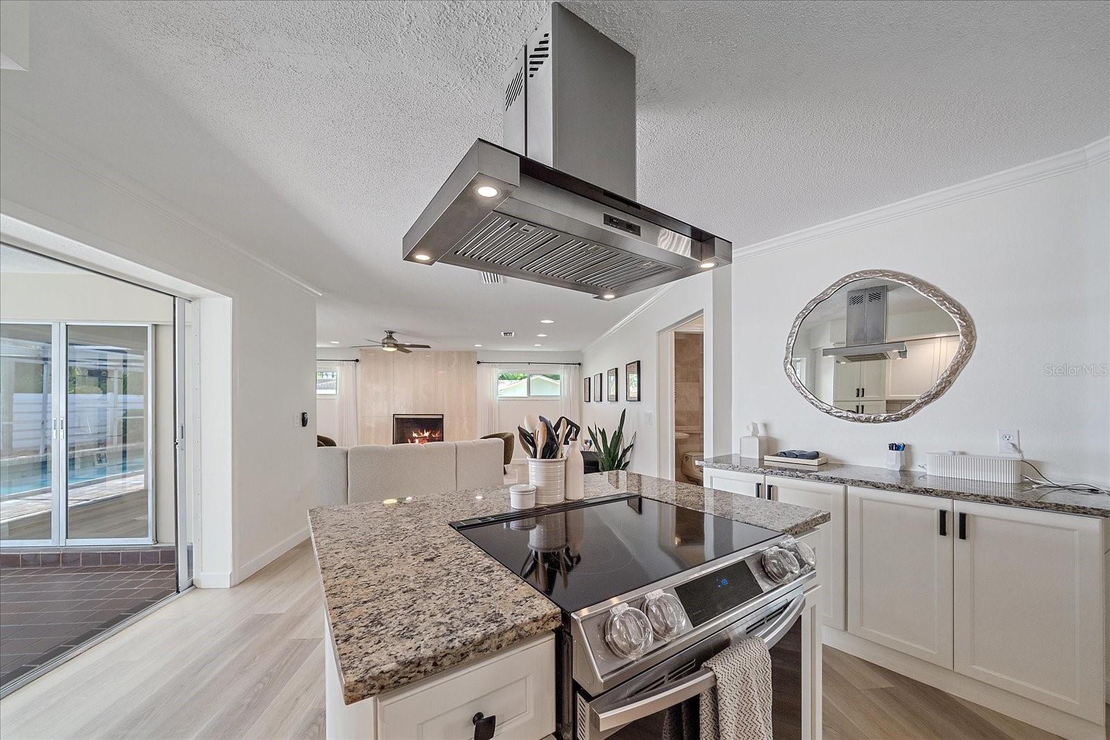 Image 33 of 63 For 1734 Riviera Circle