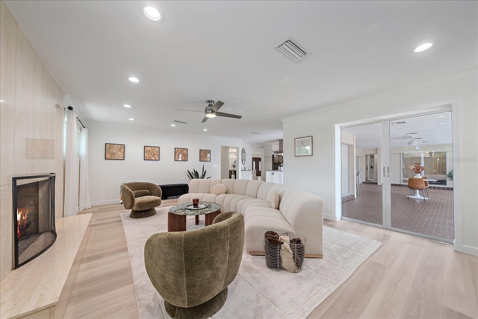 Image 42 of 63 For 1734 Riviera Circle