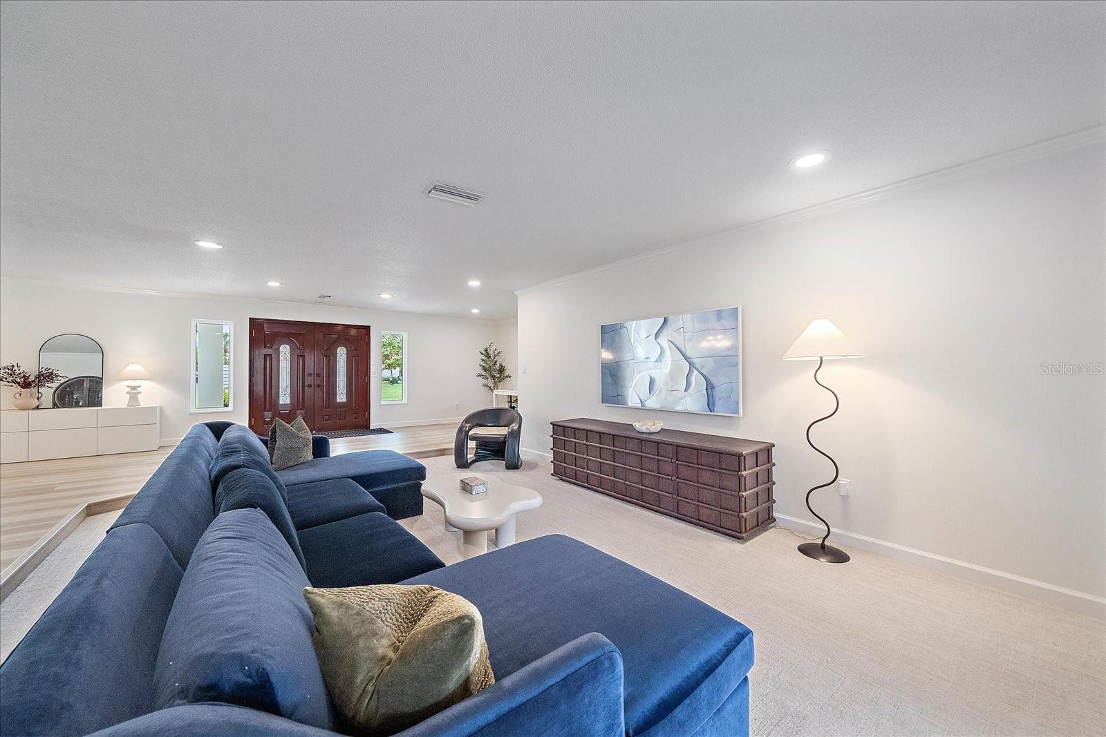 Image 6 of 63 For 1734 Riviera Circle