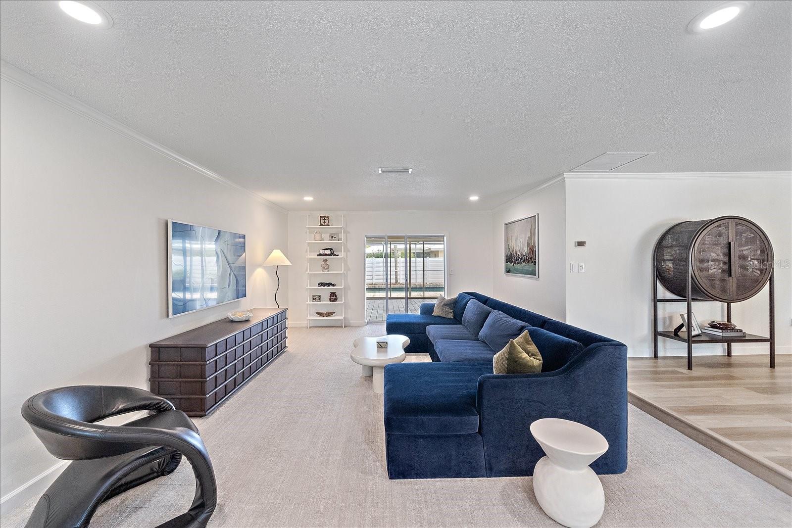 Image 7 of 63 For 1734 Riviera Circle