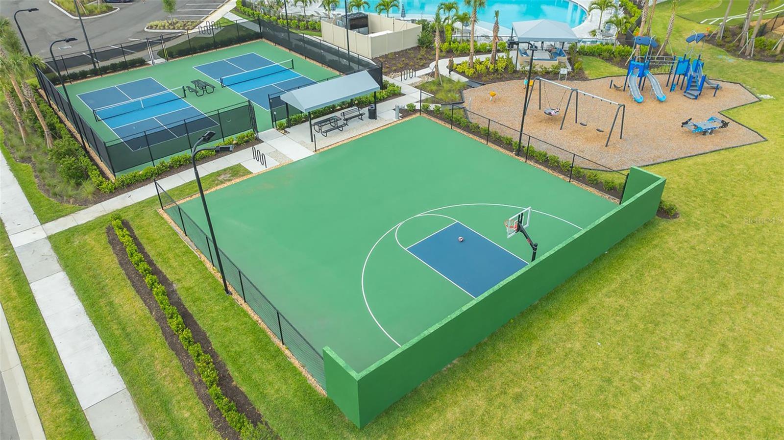 Image 80 of 85 For 16905 Sweetwater Village Drive