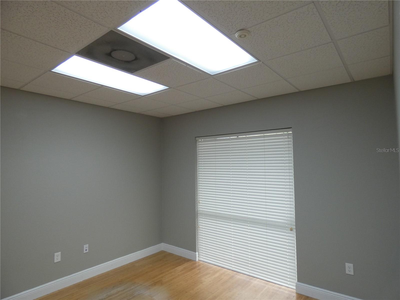 Image 12 of 51 For 1882 Porter Lake Drive 103, 106,