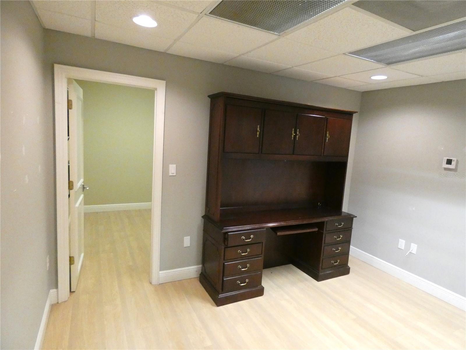 Image 7 of 51 For 1882 Porter Lake Drive 103, 106,