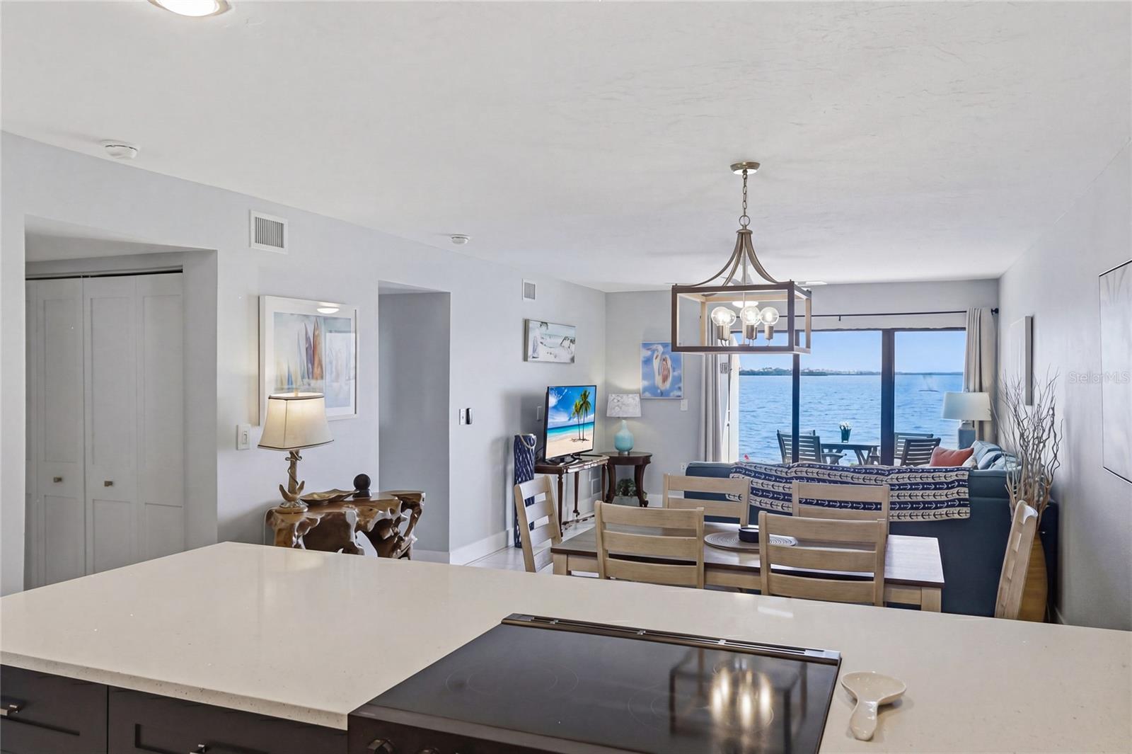 Image 10 of 51 For 1801 Gulf Drive N 142