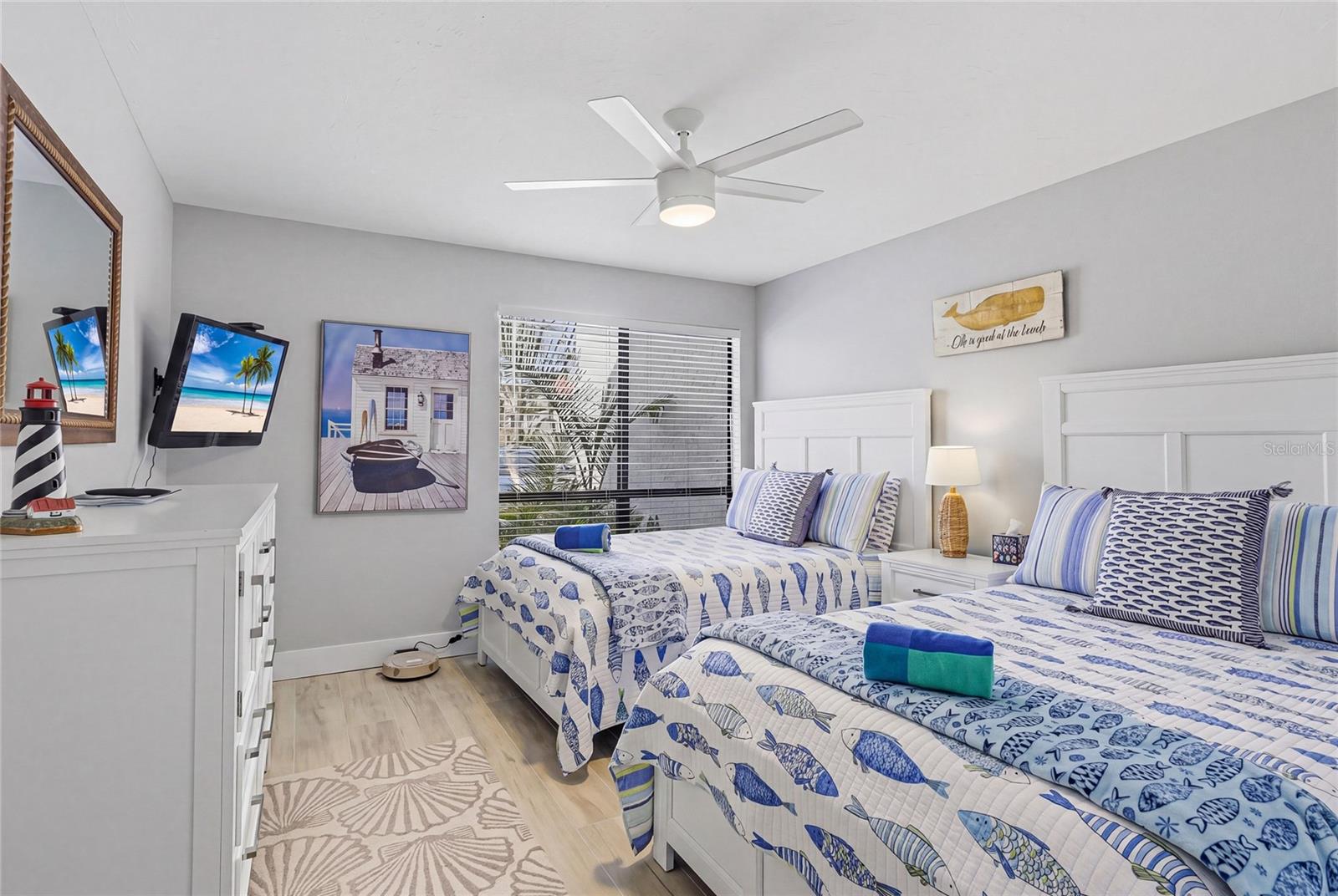 Image 20 of 51 For 1801 Gulf Drive N 142