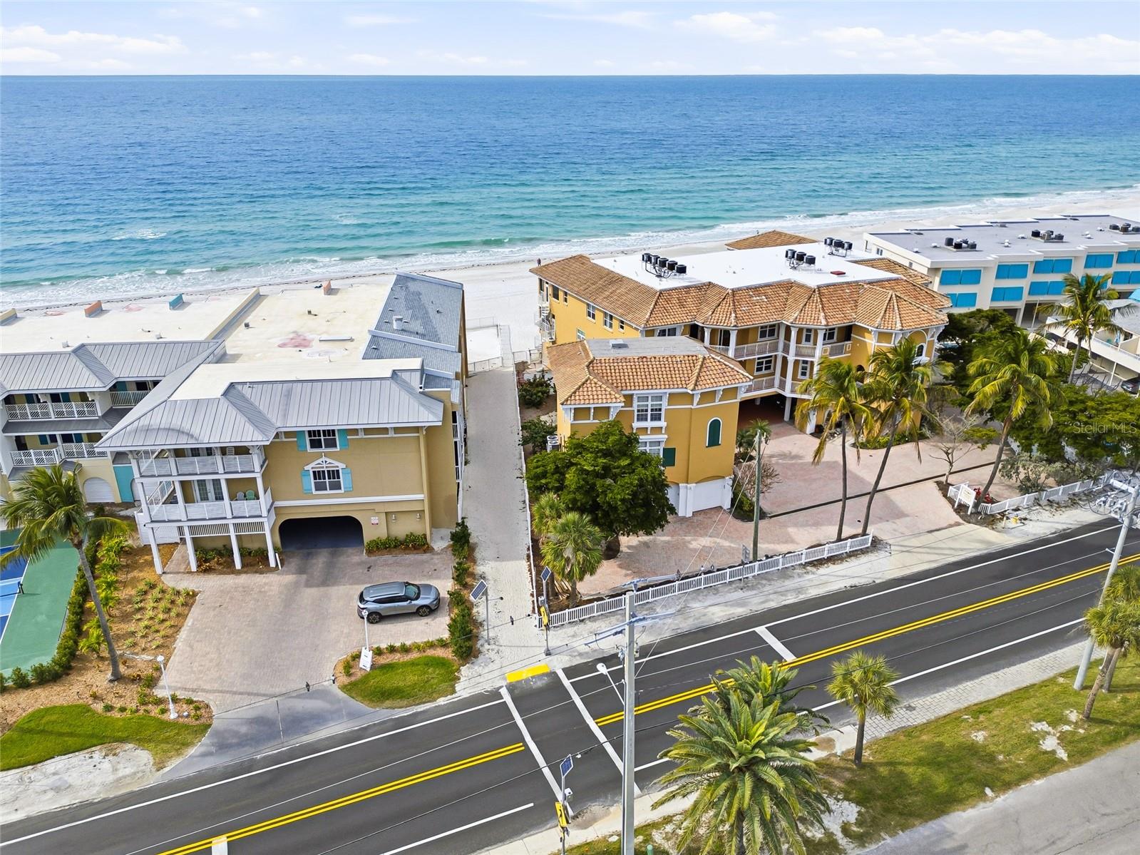 Image 36 of 51 For 1801 Gulf Drive N 142