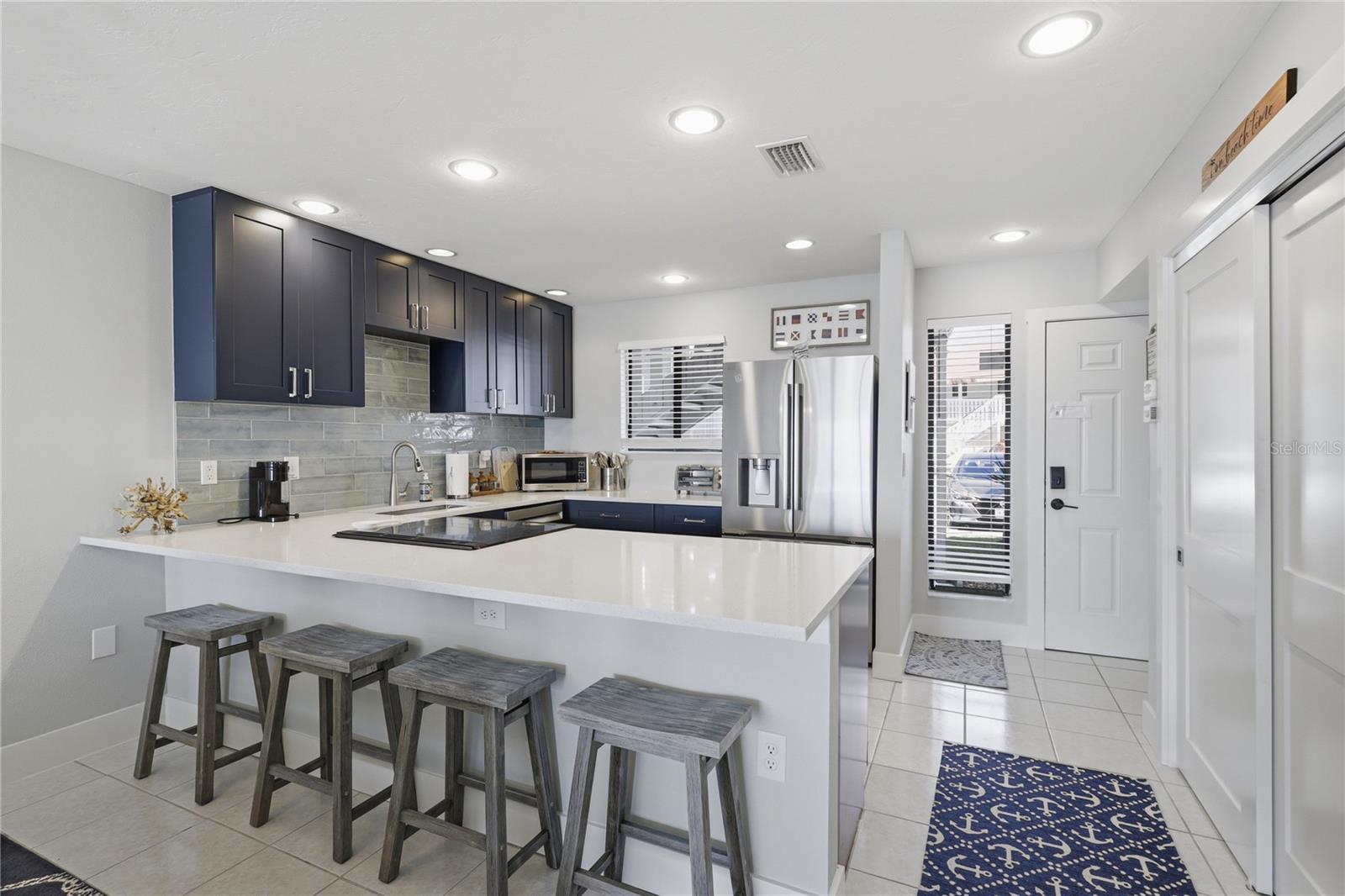 Image 9 of 51 For 1801 Gulf Drive N 142