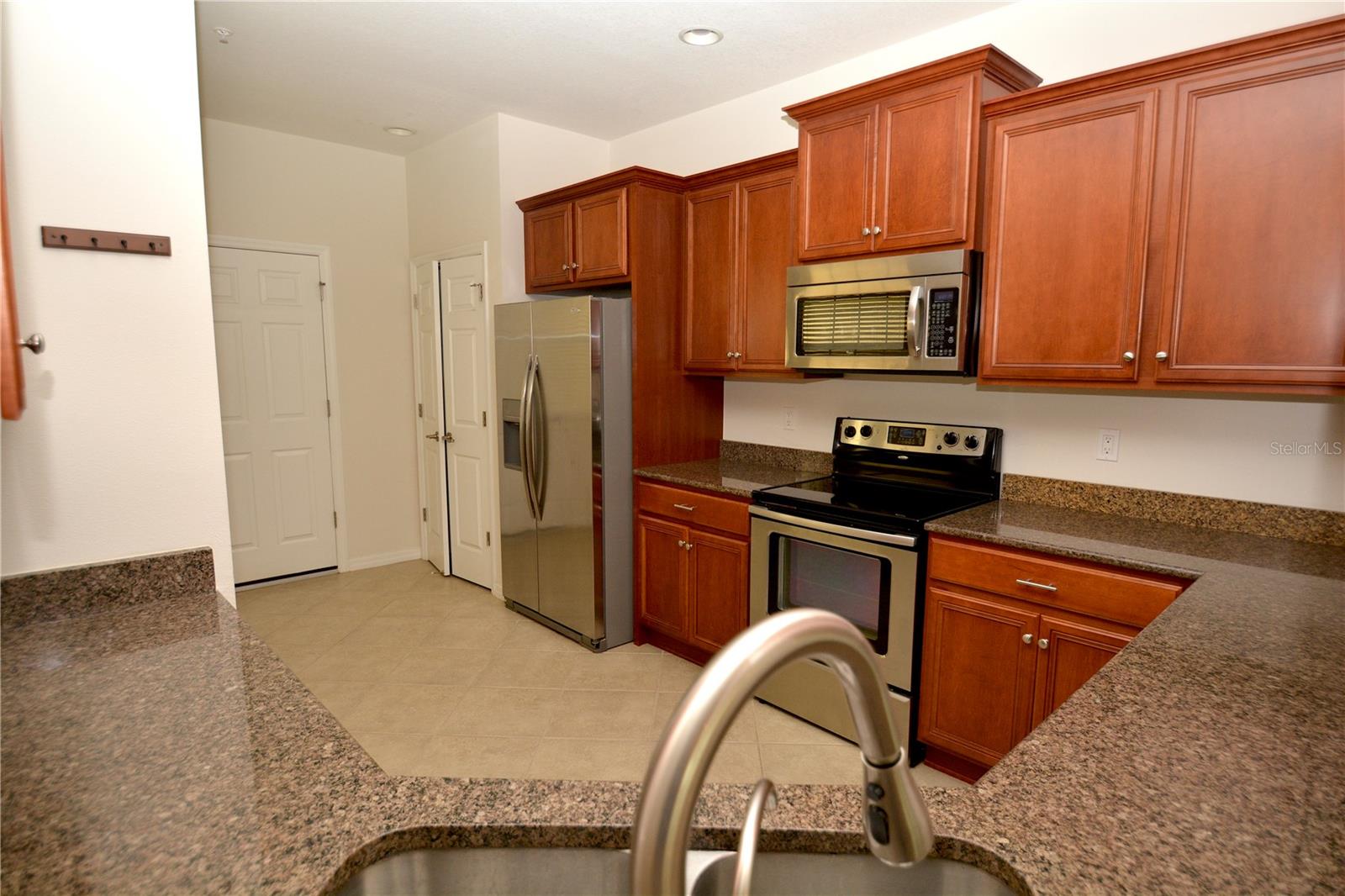 Image 4 of 19 For 7770 Moonstone Drive 7-104