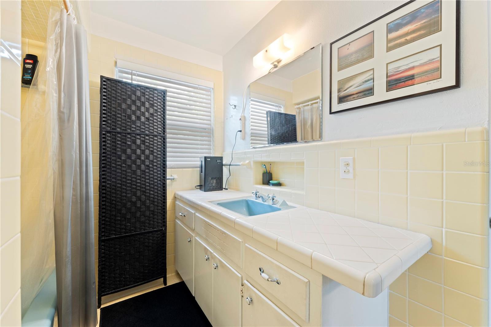 Image 23 of 69 For 1335 40th Street