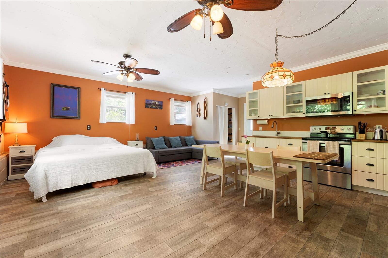 Image 28 of 69 For 1335 40th Street