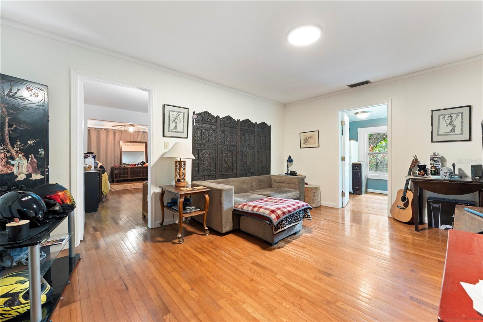 Image 44 of 69 For 1335 40th Street