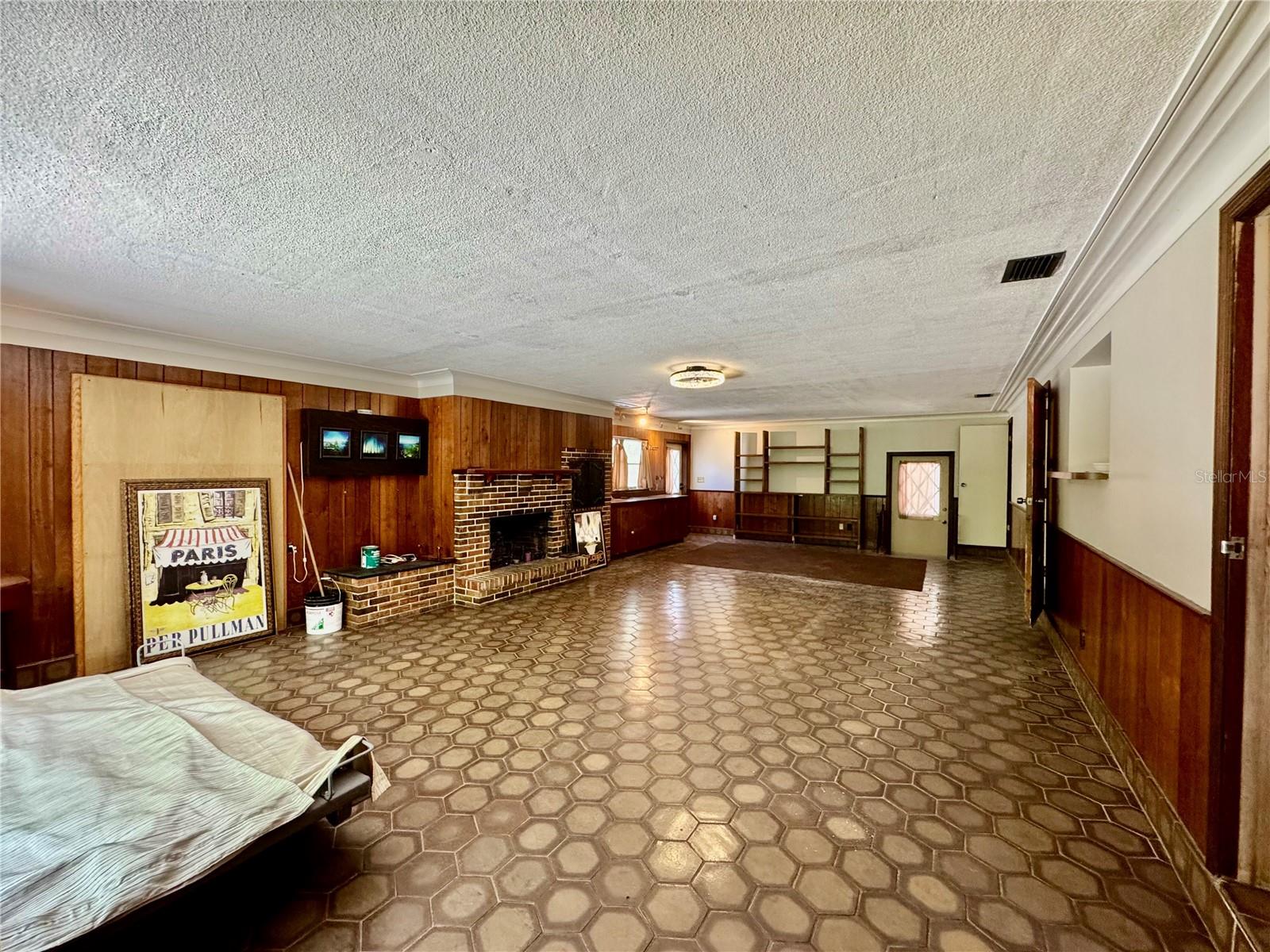 Image 49 of 69 For 1335 40th Street