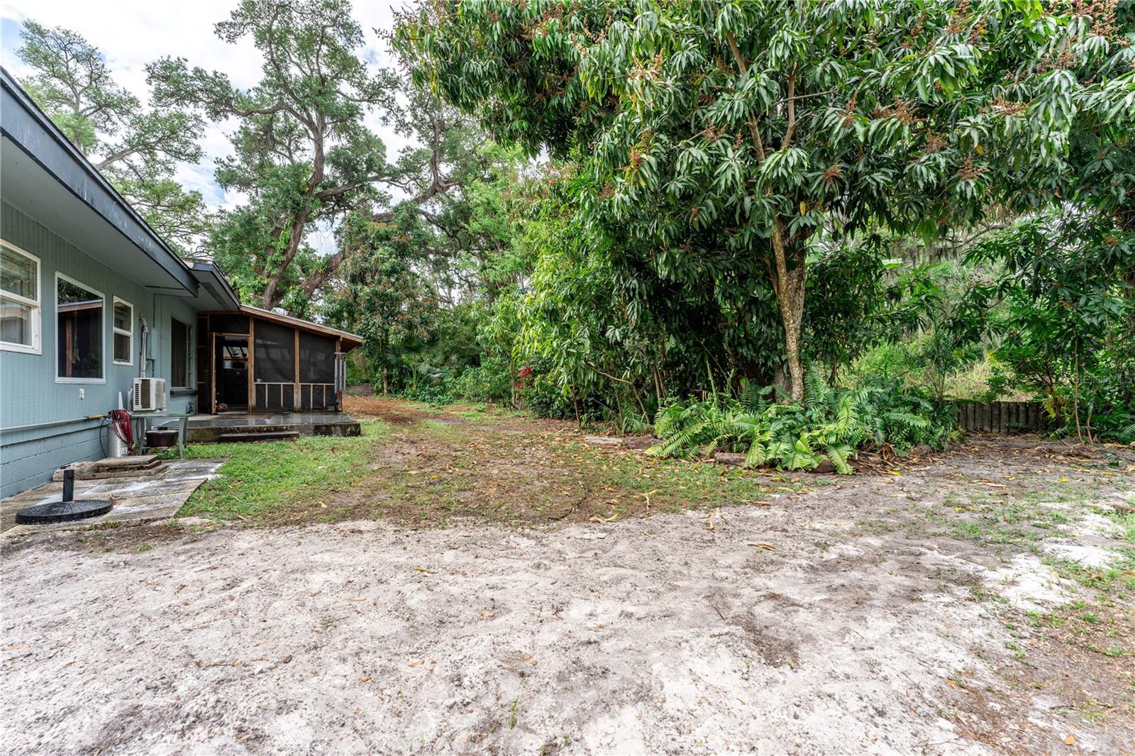 Image 61 of 69 For 1335 40th Street