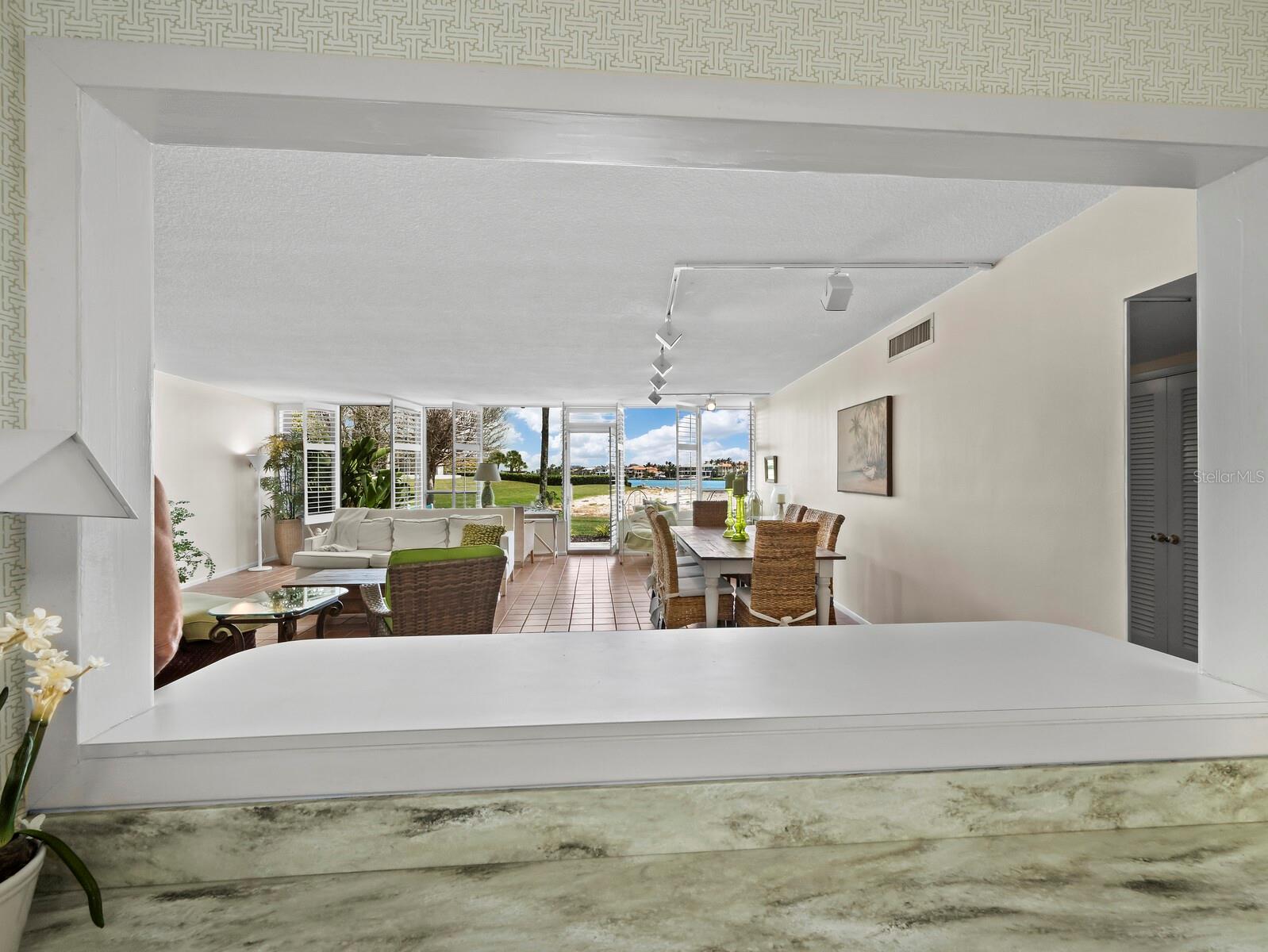 Image 19 of 46 For 100 Sands Point Road 108