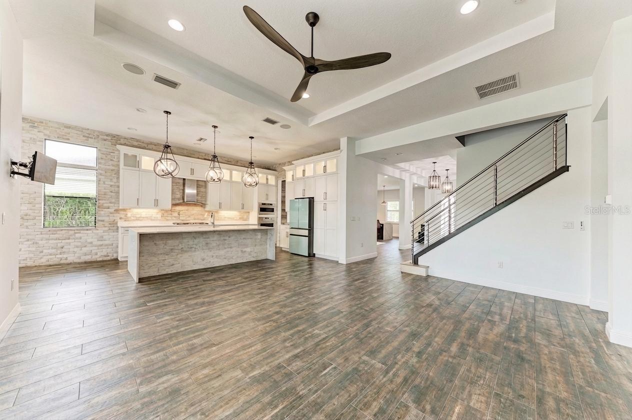 Image 6 of 50 For 8969 Bernini Place