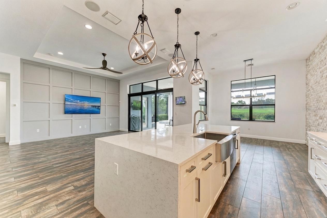 Image 7 of 50 For 8969 Bernini Place