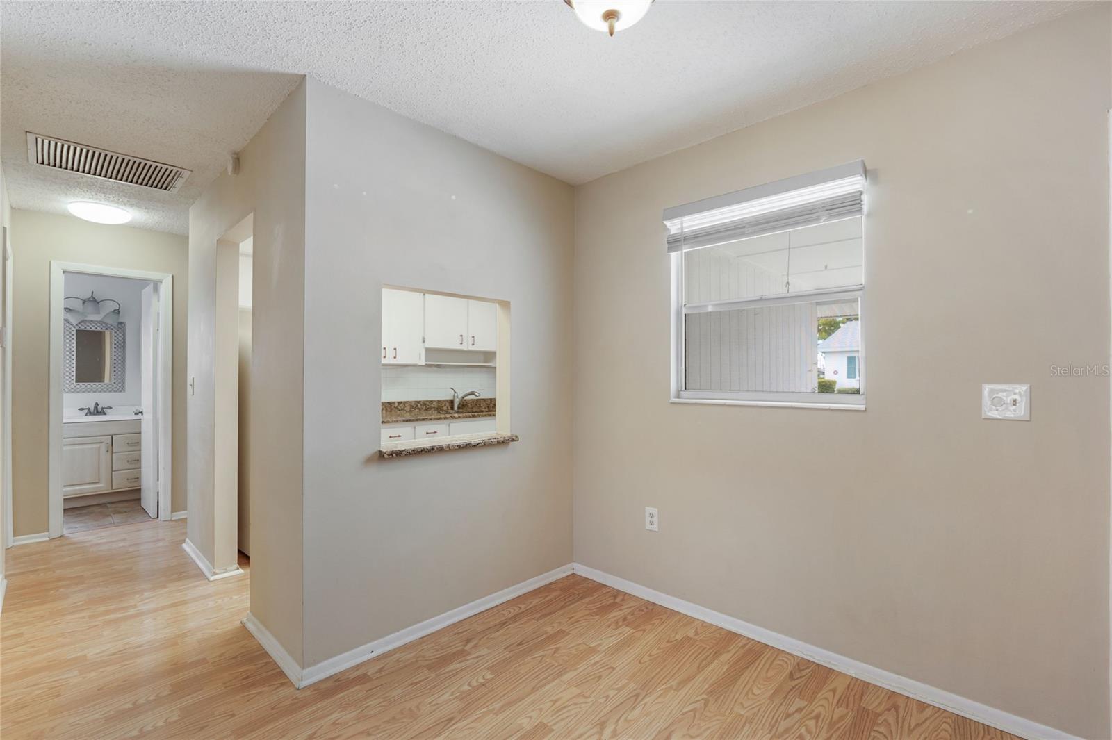 Image 11 of 32 For 5972 Hibiscus Drive 207