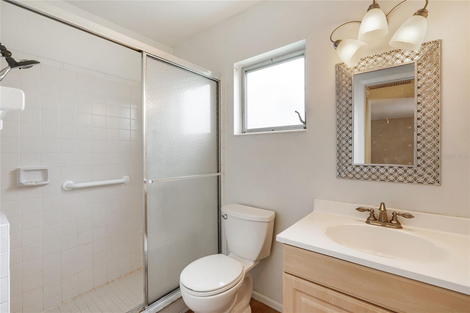 Image 15 of 32 For 5972 Hibiscus Drive 207