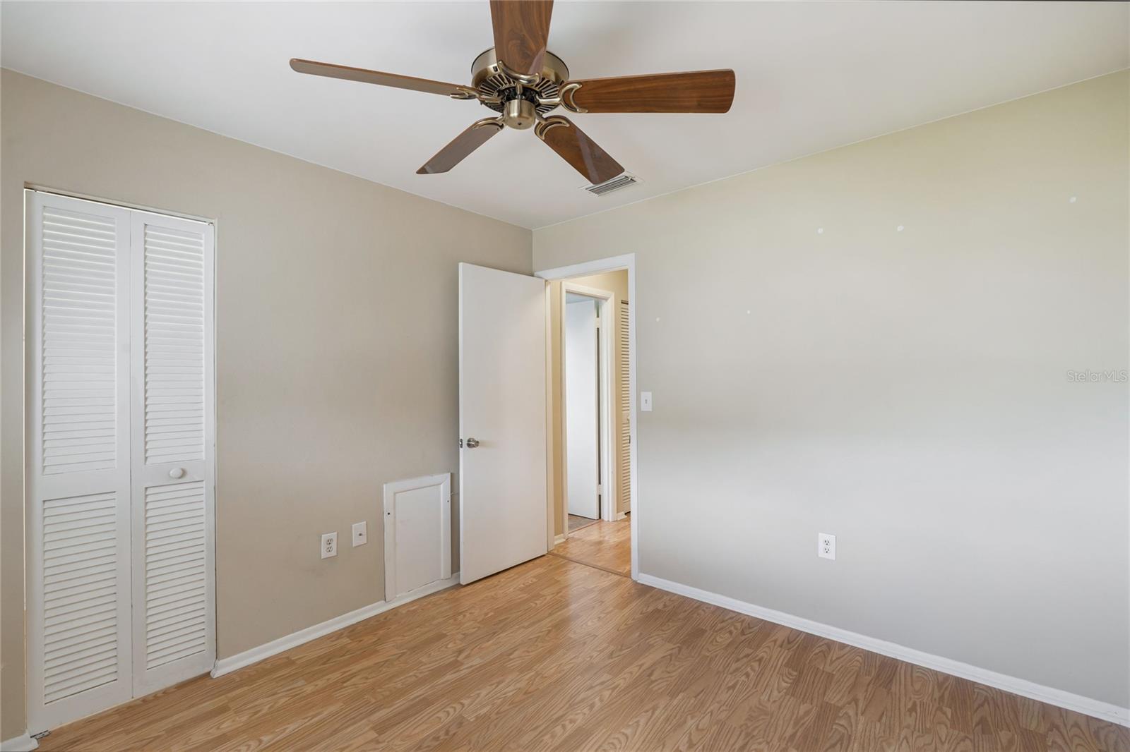 Image 22 of 32 For 5972 Hibiscus Drive 207